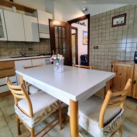Raviscioni Albino By Interhome Apartmán *
